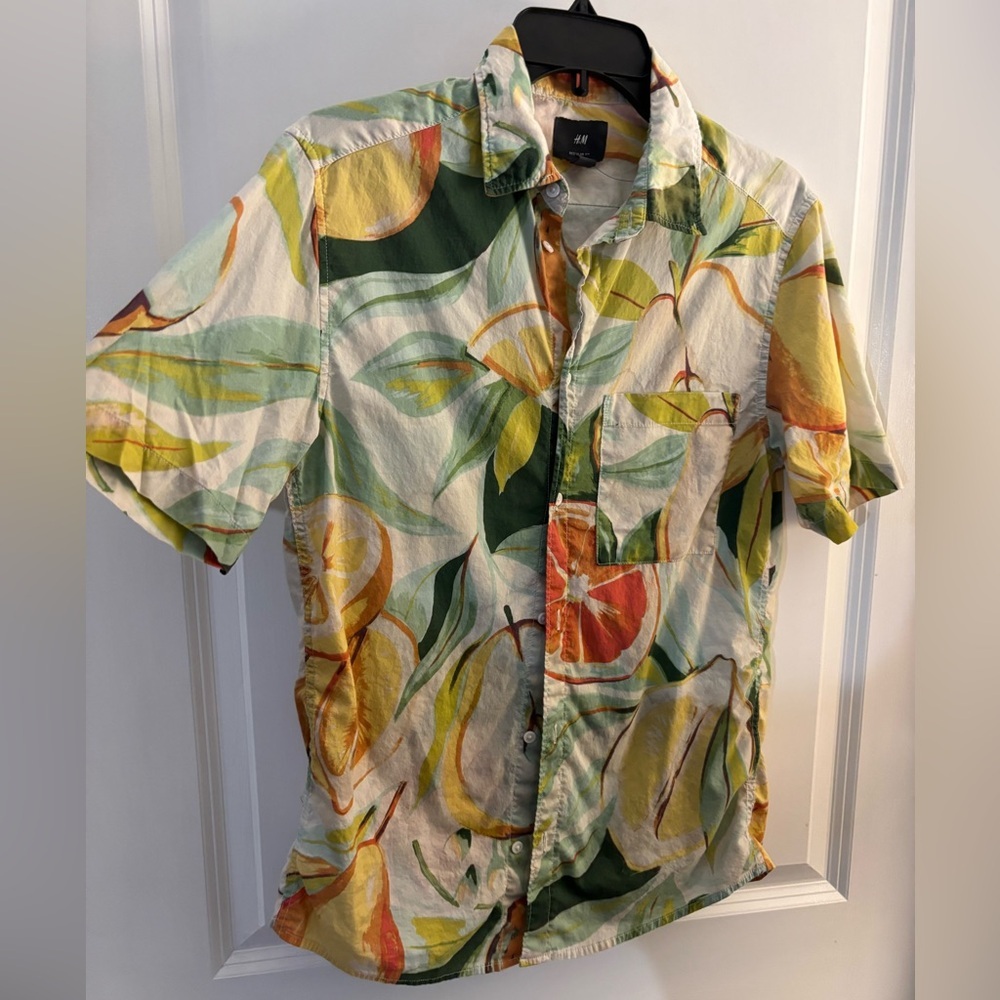 H&M Tropical Fruit Print Short Sleeve Shirt - Yellow Green Sz XS